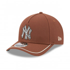 Gorra 9Forty New York Yankees MLB New Era MotorSport Brown